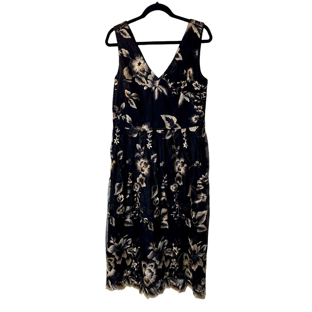 ⭐️ SLNY Black and Gold Floral Embroidered Mesh Midi Dress- size 12
